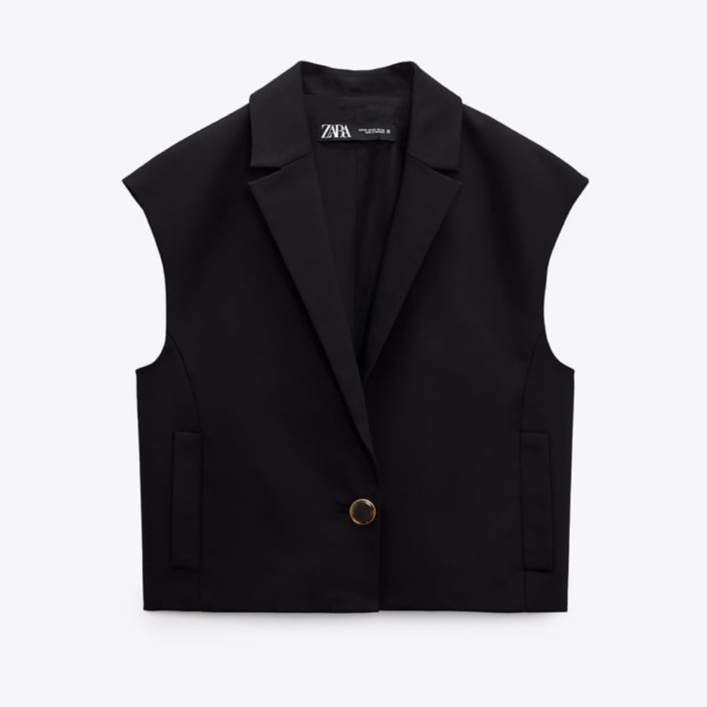 ZARA CROPPED WAISTCOAT WITH BUTTON WITH MATCHING SHORTS SET - Picture 3 of 5
